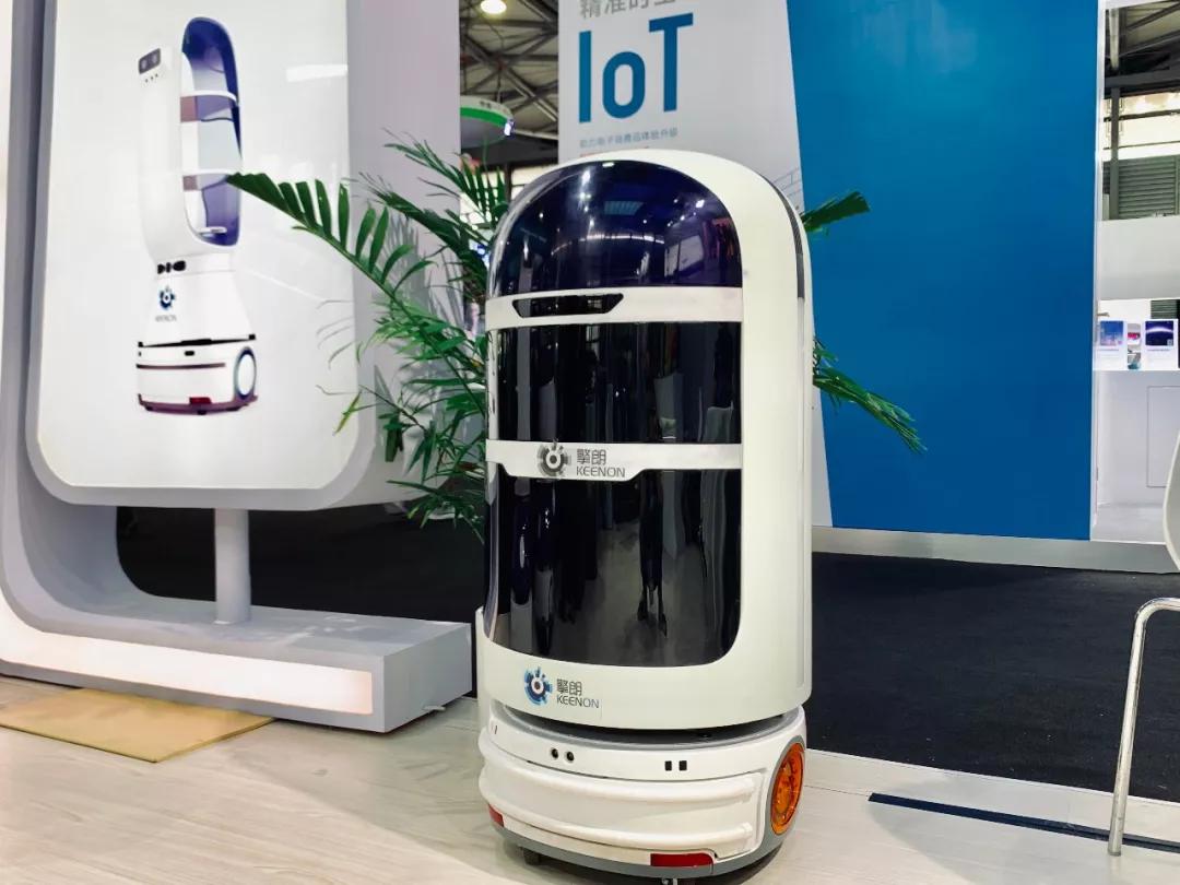 cesasia2019擎朗智能携两大新品盛装亮相