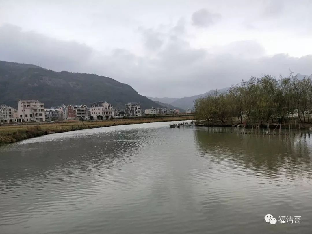 從雨過乾巴巴到湖水澄清清城頭鎮治水有聲有色