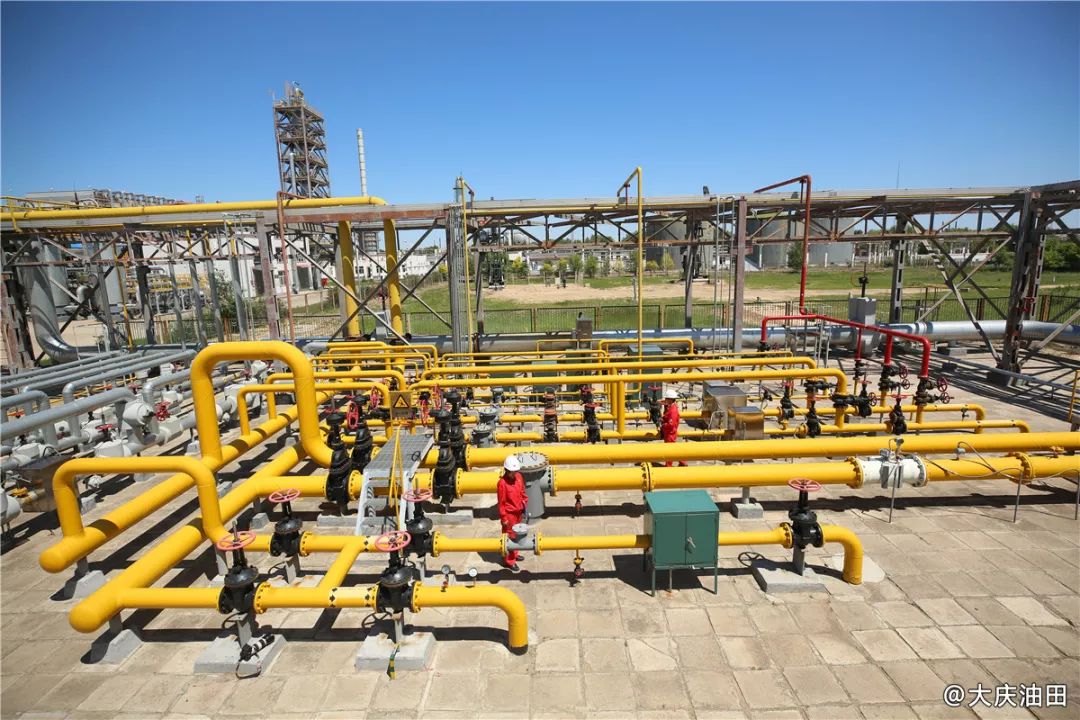 主要从事油田天然气加工处理,原油稳定,轻烃和天然气,二氧化碳等产品