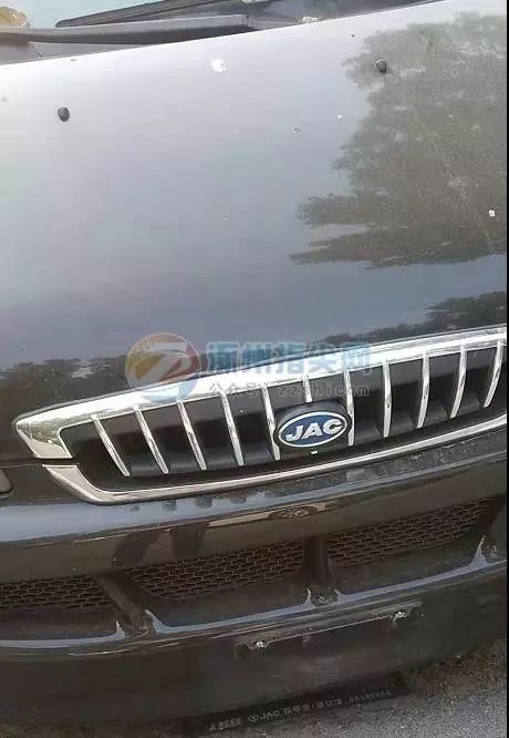 涿州多辆车牌被偷