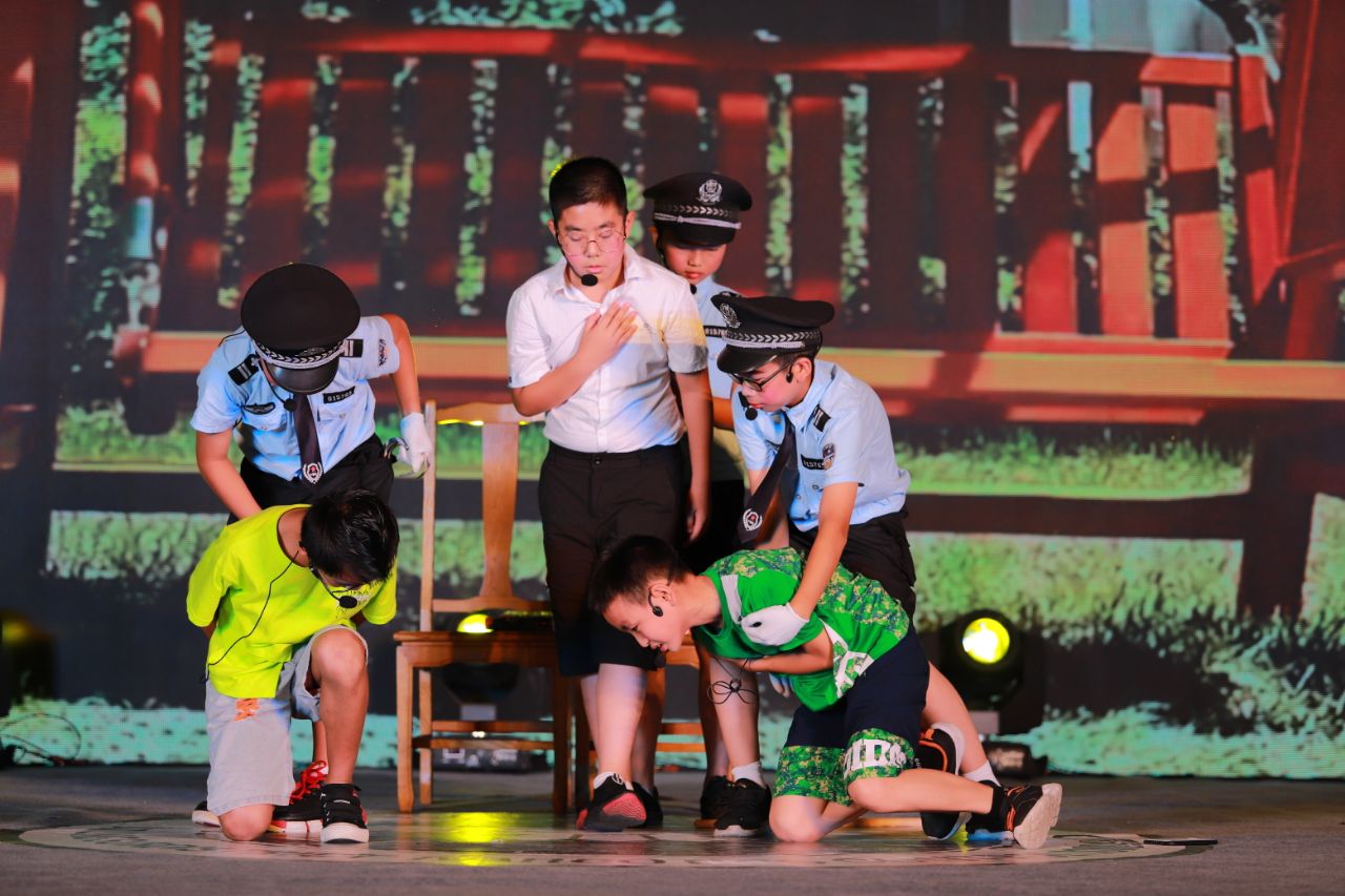 《一人吸毒,全家遭殃》番禺仲元实验学校陈弈菲现场表演一等奖作品