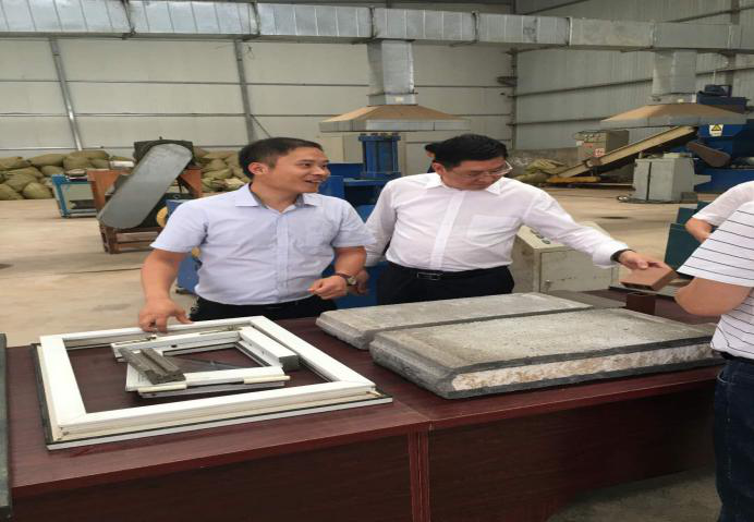 黄强胤带队考察江苏雪枫环保科技有限公司生活垃圾分类处理厂