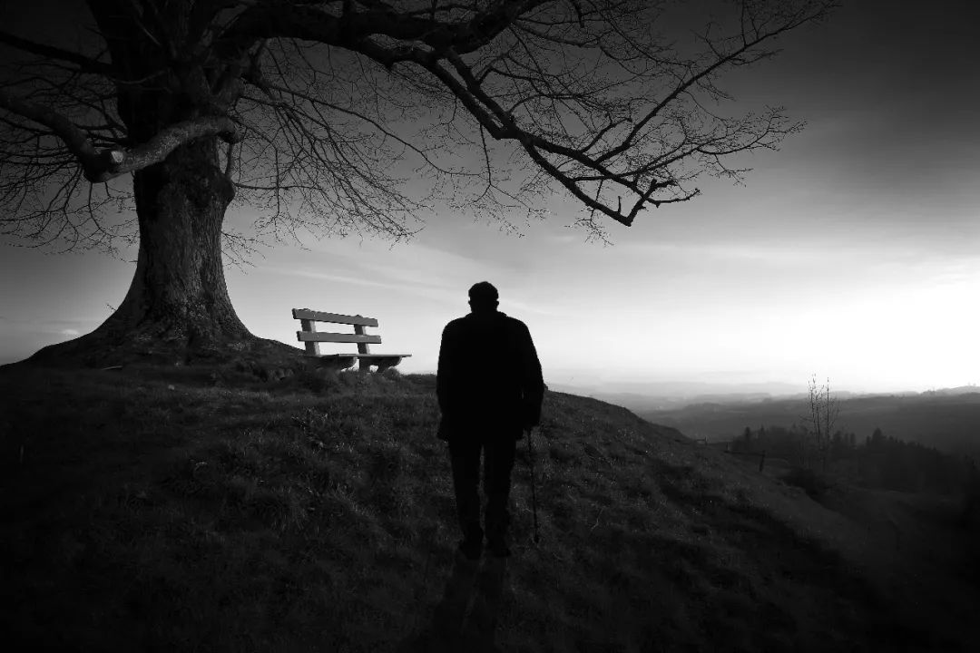 夫妻月退休金6000元竟过成这样离退休人要警醒了