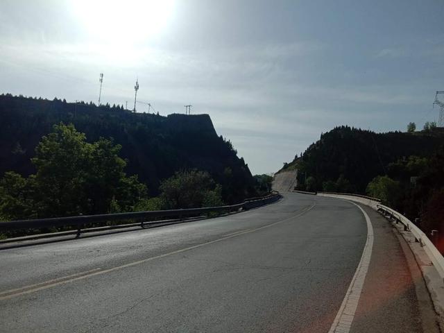 甘谷金山水家岔农民张志刚,徒步天水市沿路风景实拍图片欣赏之二_摄影