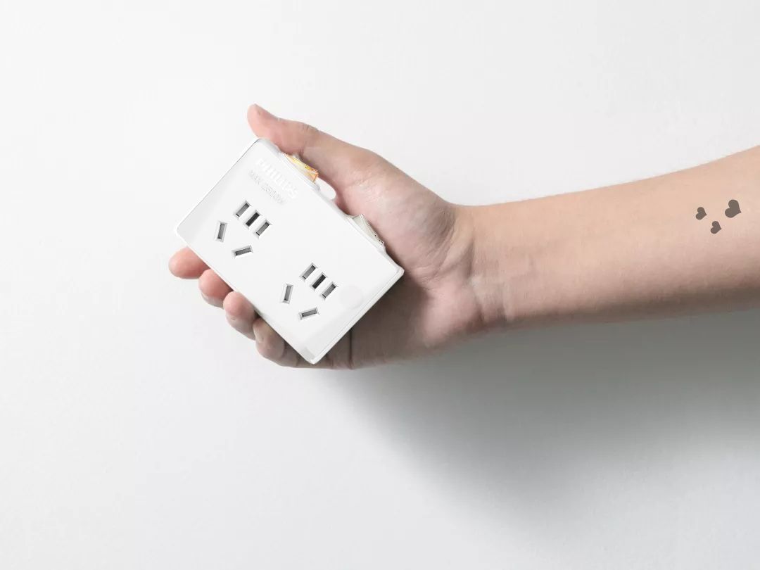 原来只能插一个插头的插孔