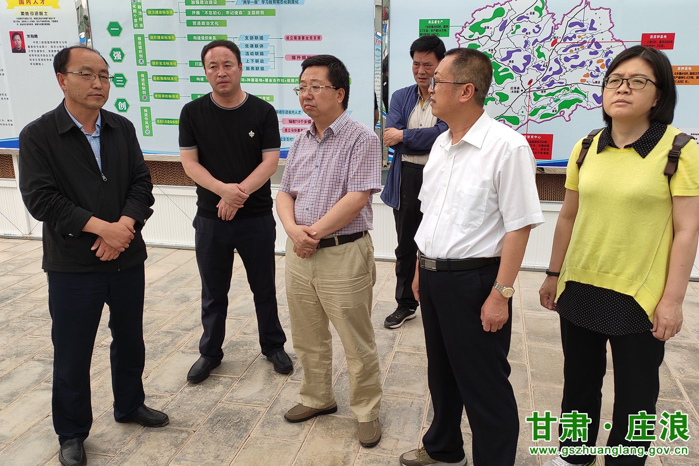 省政府研究室调研组调研庄浪县脱贫攻坚固强补弱冲刺清零工作