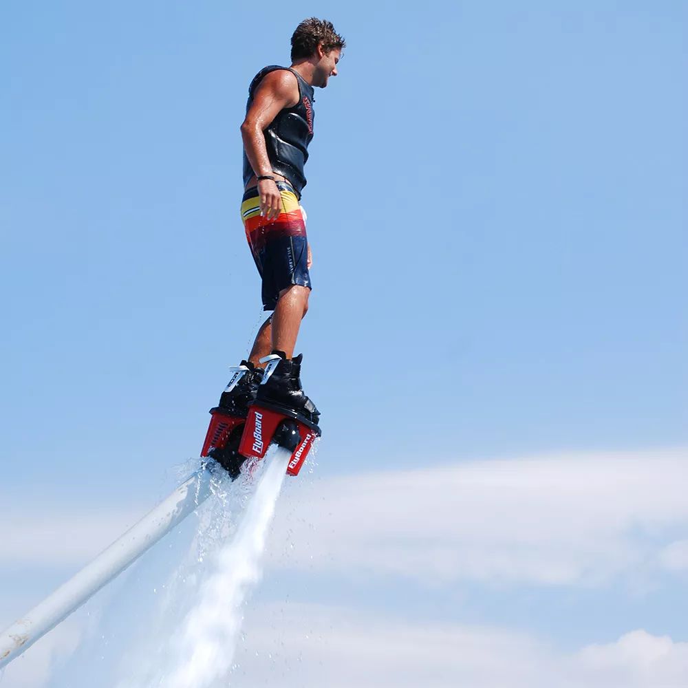 炎炎夏日这些比国时髦的海上运动你都玩过吗