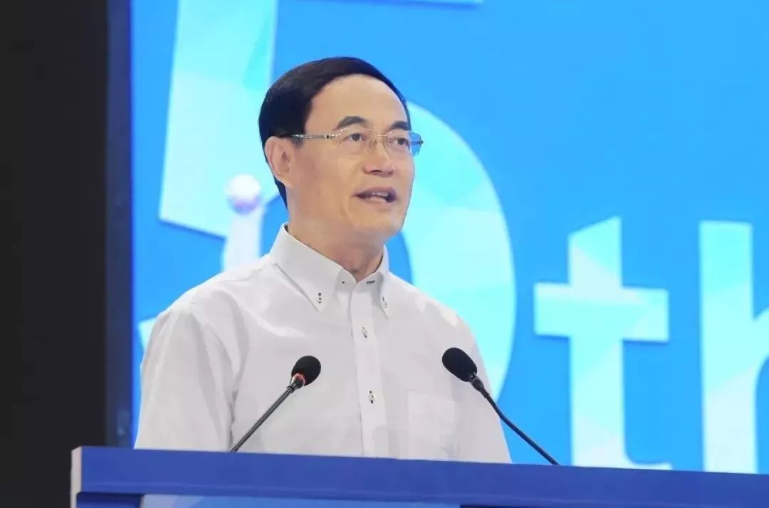 舟山市人民政府副市长毛江平主持开幕式.