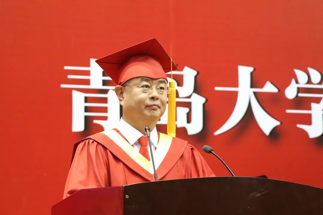 做好人生必答題,讓青春在奮鬥中踏浪前行校長夏東偉:校黨委書記胡金焱