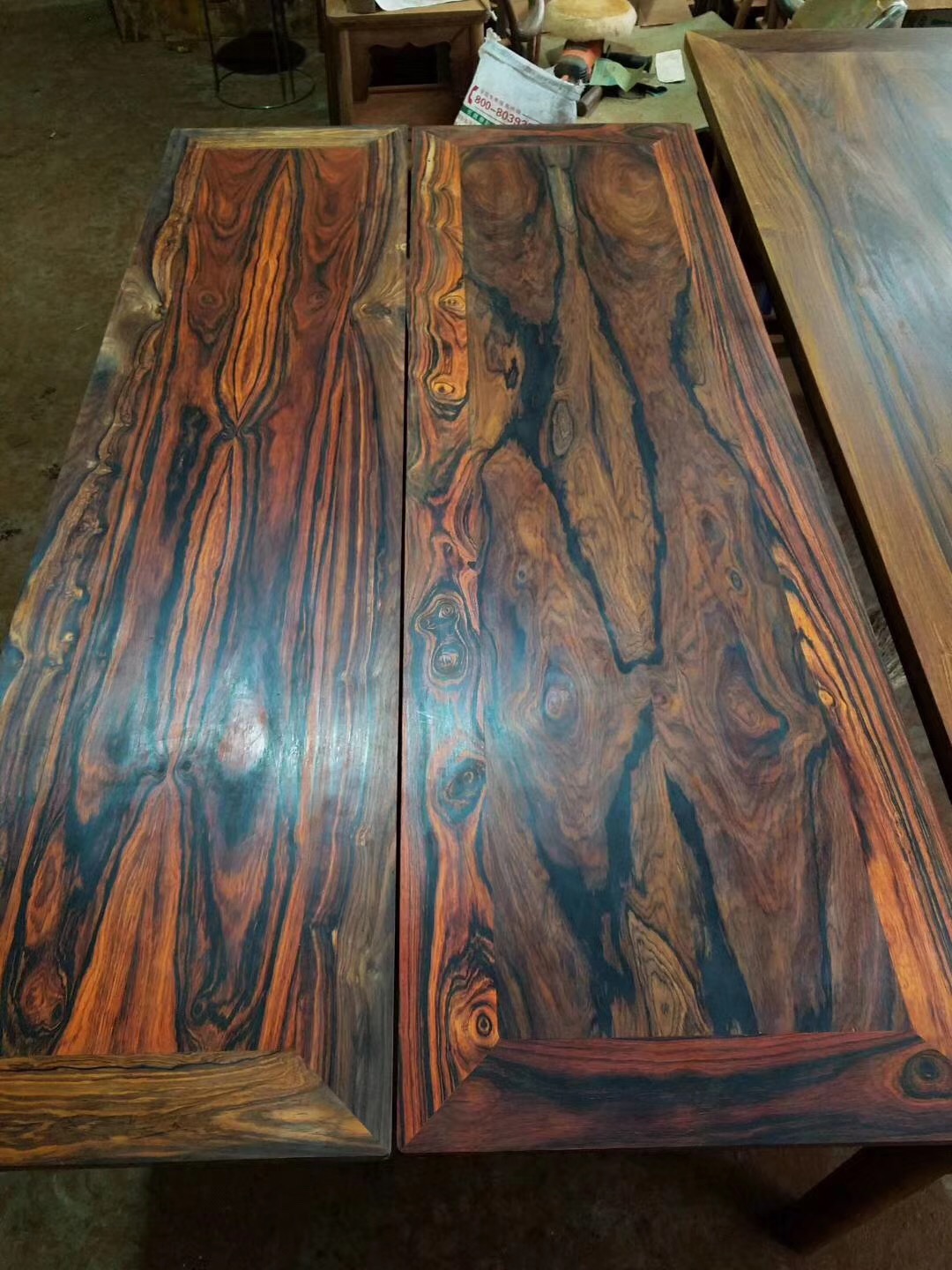 东阳红木家具常用的微凹黄檀果然名不虚传