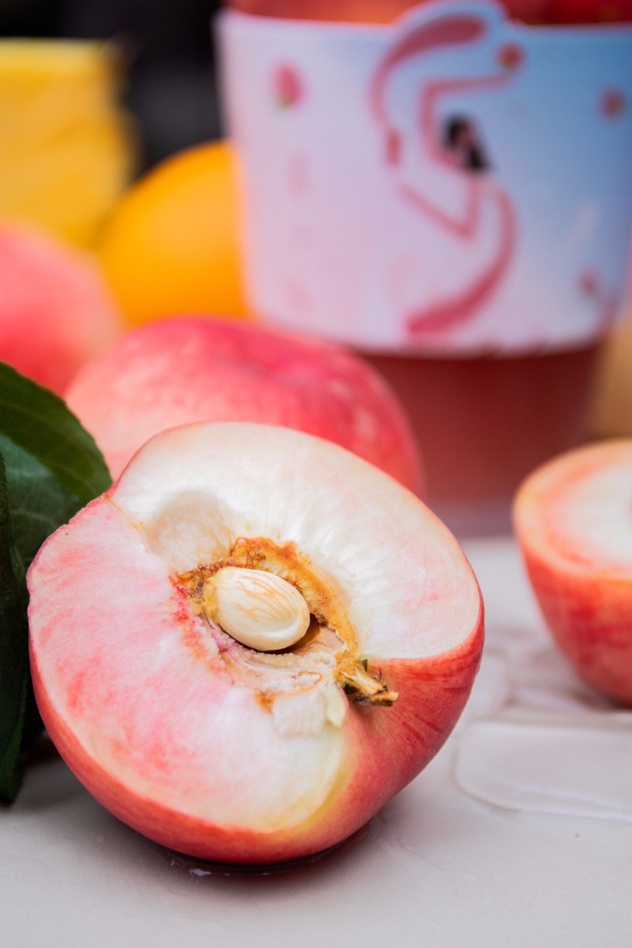 奈雪蜜桃茶梦幻回归!还带来了重庆第②家春镜店,圆你桃粉色的仲夏梦!