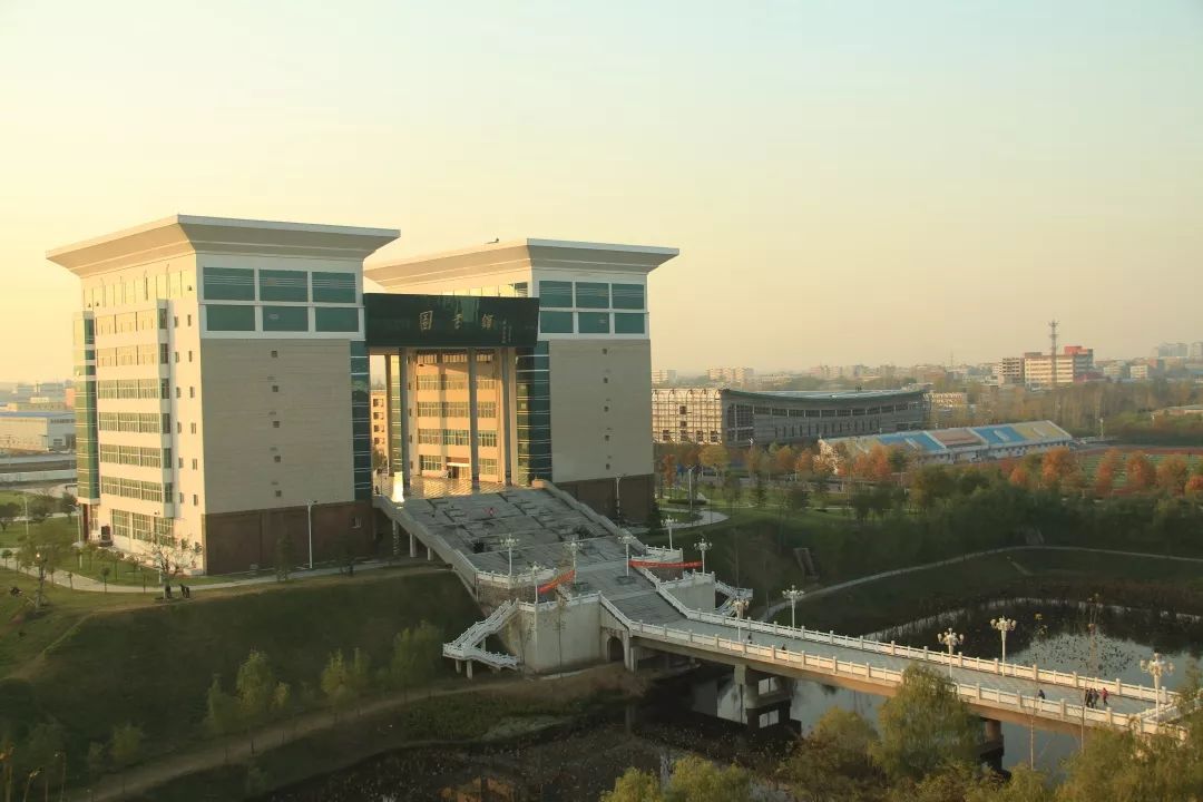 视频访谈丨中原工学院招生负责人谈今年招生政策