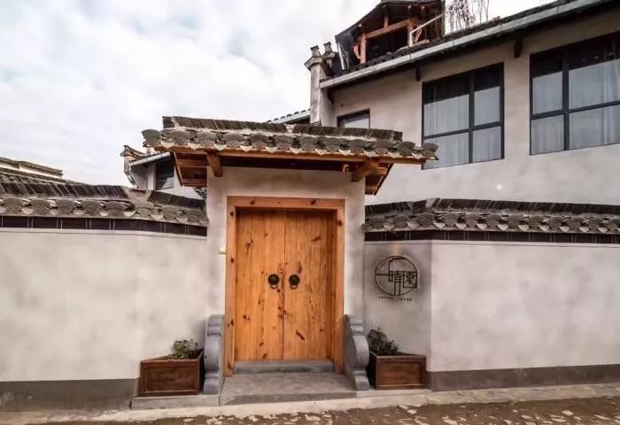 出售安徽黄山市黟县南屏村2个徽派民宿