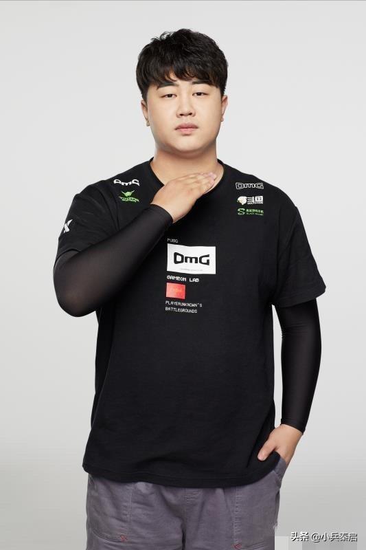 绝地求生:omg表现不佳的原因找到了!小海带妹吃鸡却全程划水?
