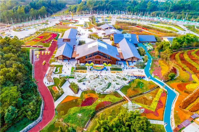 华侨城文化为魂创想为根绽放西部文旅新华章