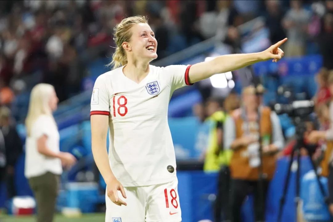 凭借这个纪录,怀特成为了英格兰队在世界杯上进球最多的女足队员.