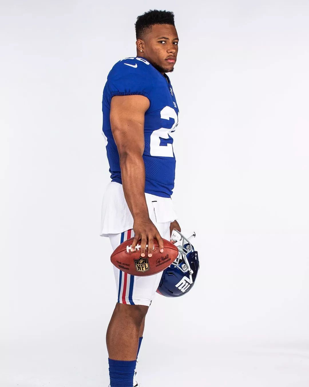 nfl新科mvp马霍姆斯领衔新一波球星定妆照