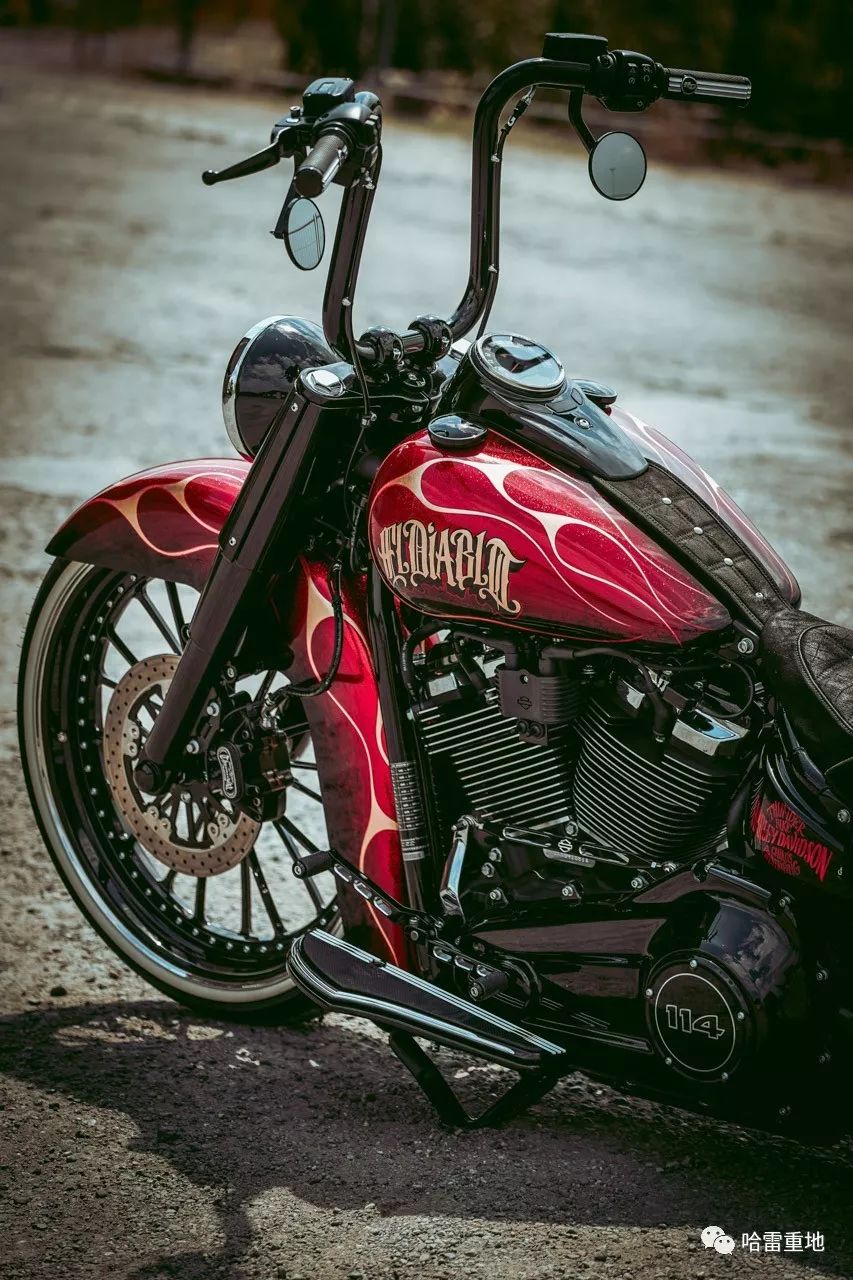 呼应,它就如同一部恶魔之车chicano风格起源于美国新墨西哥州的40年代