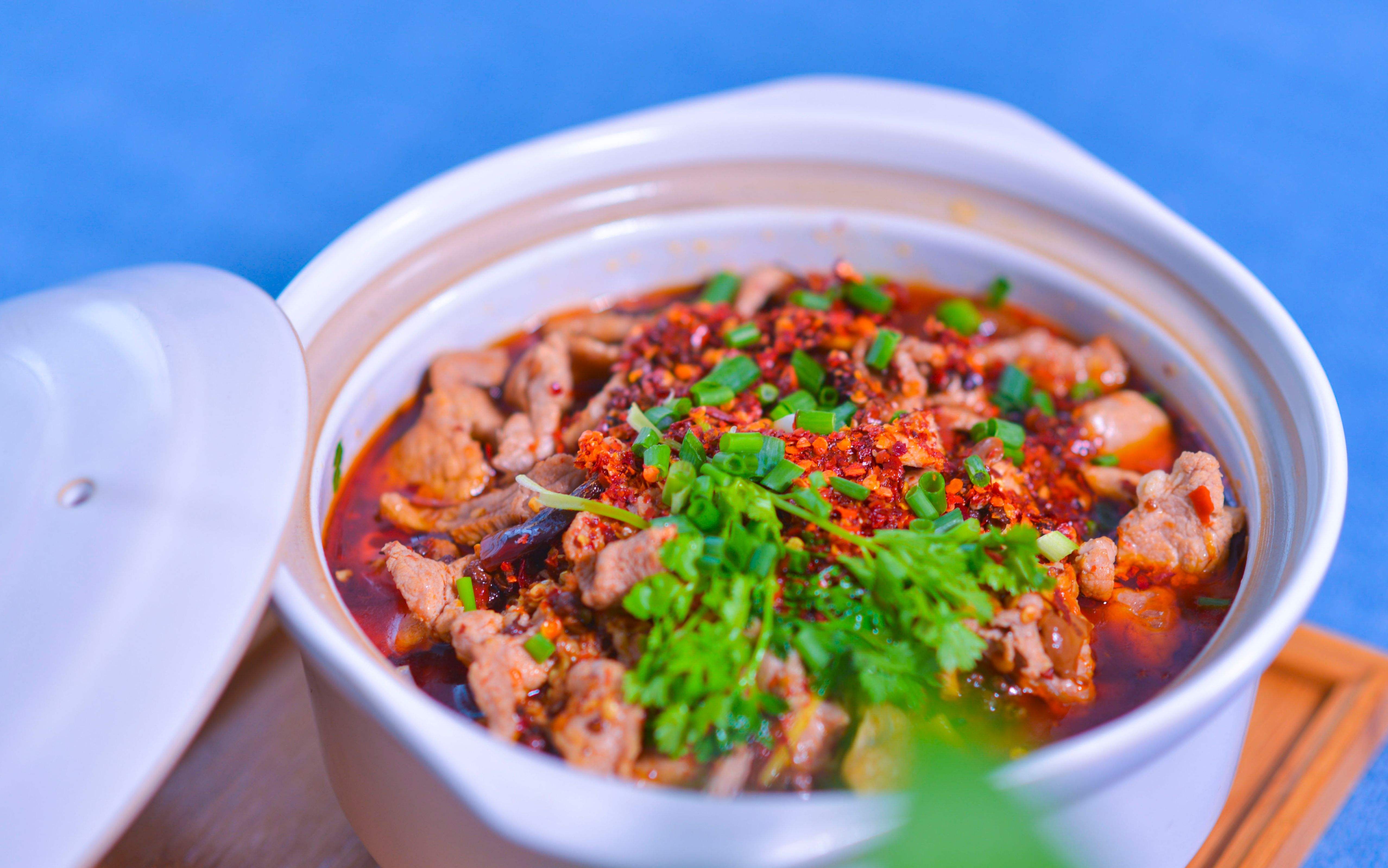 做水煮肉片的时候到底放什么配菜最好吃?