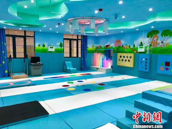 探访孤独症儿童康复基地:"星星的孩子"不孤独