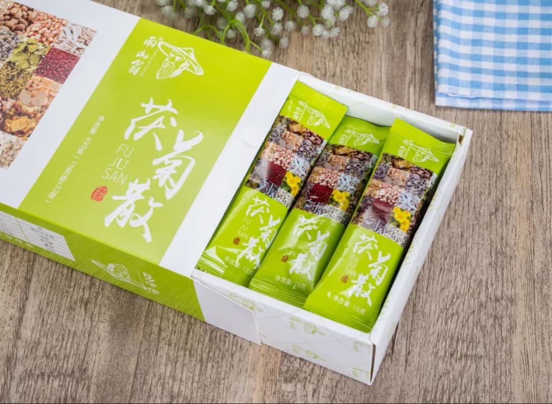 最早南山翁茯菊散在天猫南山翁旗舰店出售,因为它与众不同的祛湿理念