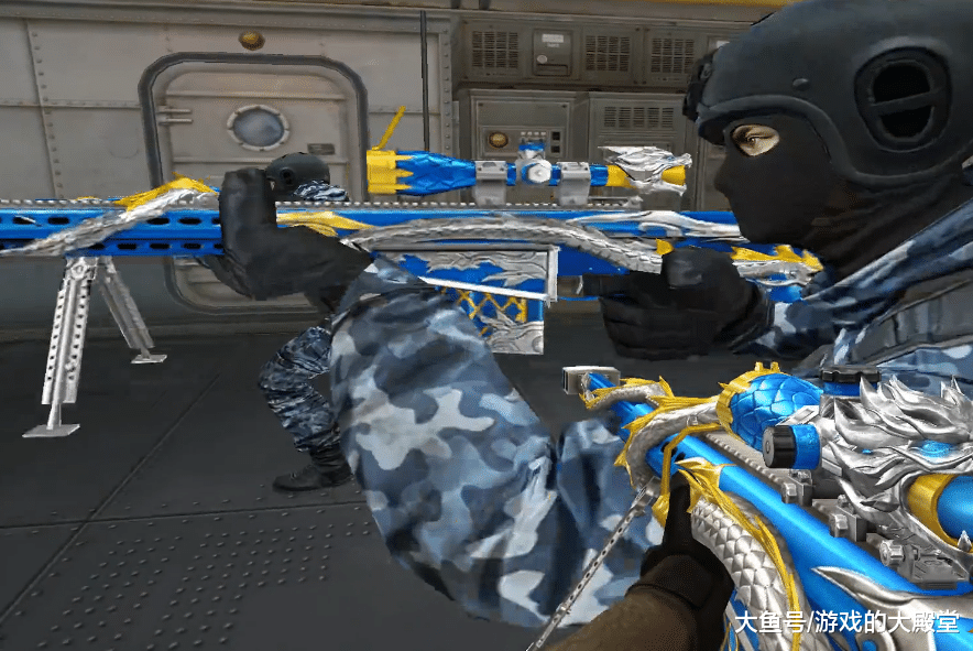 cf:青龙cop登场后,又有2款同风格武器登陆先遣服,一睹为快!