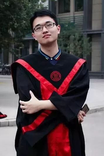 贾博文毕业去向:北大光华管理学院mpacc(总分第一)商学院14级本科生