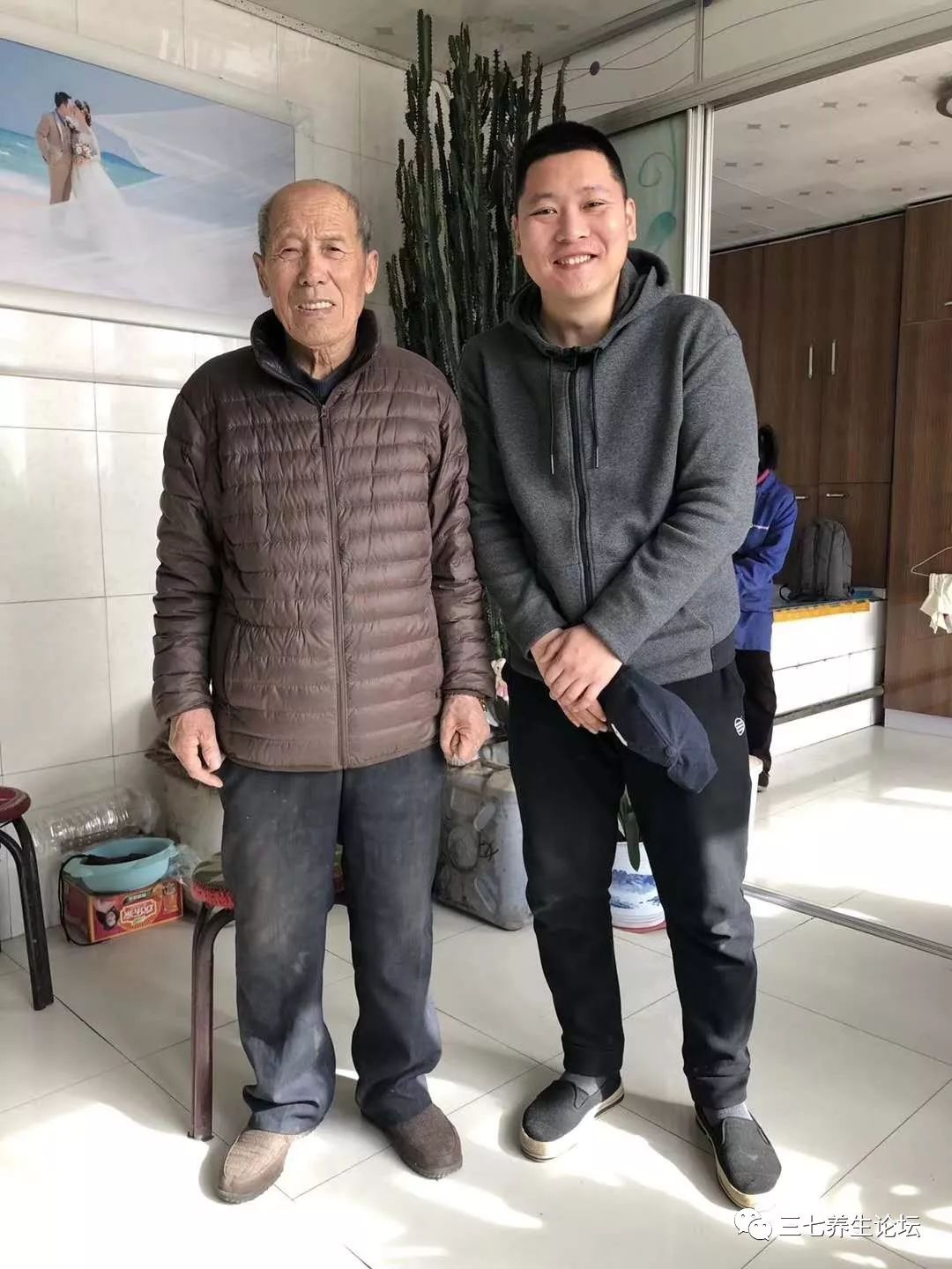 当我看完克山大豆协会的豆子以后,很冒失地去拜访了刘有生善人,和善人