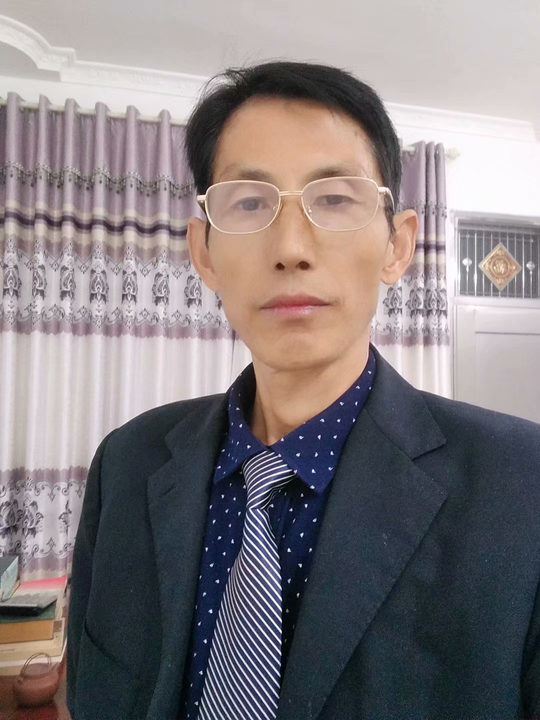 夏季朱楼忆情缘