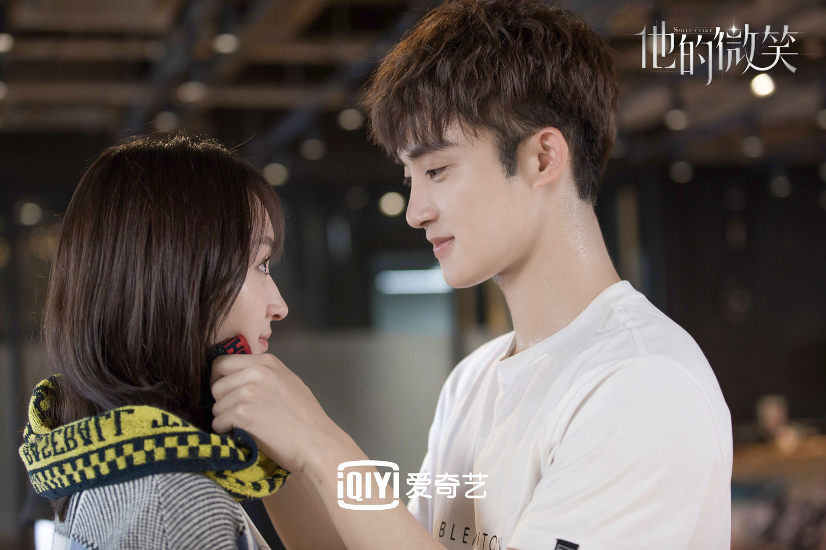 陈名豪他的微笑互动剧正在热播他的结局由你掌握