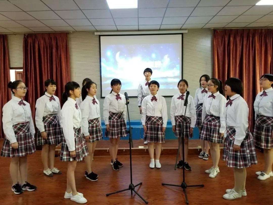 多彩社团美丽校园石家庄一中西山学校初中部期末社团活动展示
