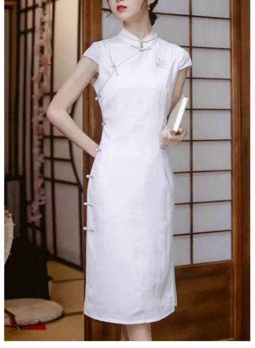 张若昀唐艺昕结婚,让我想起了这件礼服!_旗袍