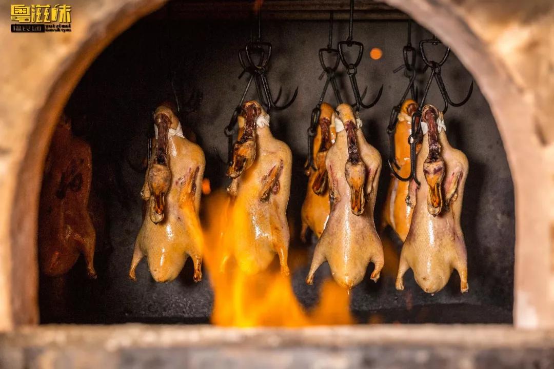 曝光这家宝藏级别京菜馆有最传统的挂炉枣木烤鸭