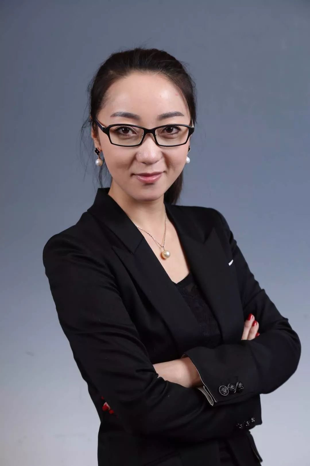 李姜元鸿的数据抗战让3000万家企业运营数据会说话