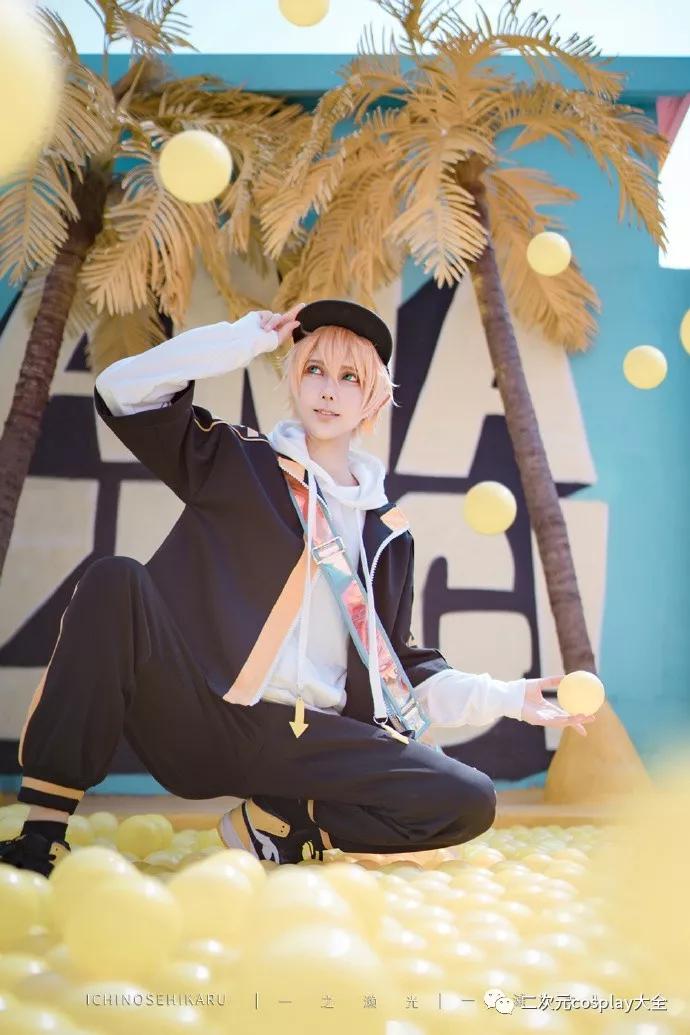 想要看最精美的cos 最专业的cos资讯 最完美cosplay体验尽在二次元