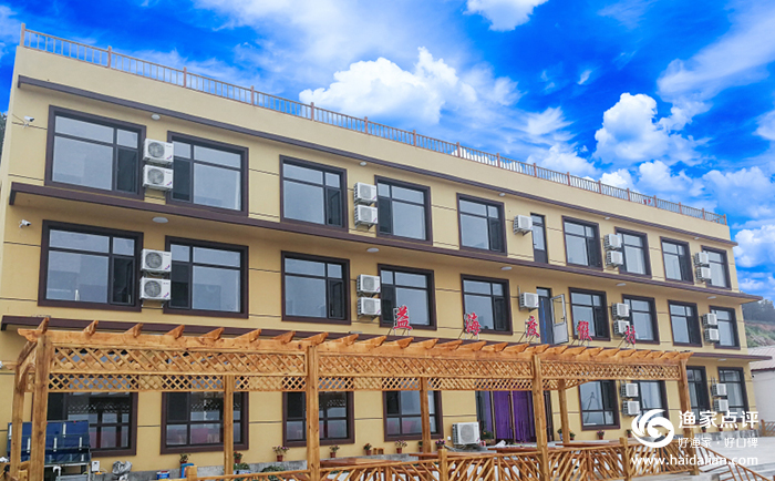 大连哈仙岛是一个网红小岛,小岛上具不完全统计会有超过100家以上