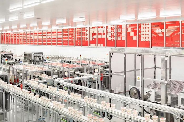 吃面吗?日本nissin日清食品工厂里来了份超大碗宽面