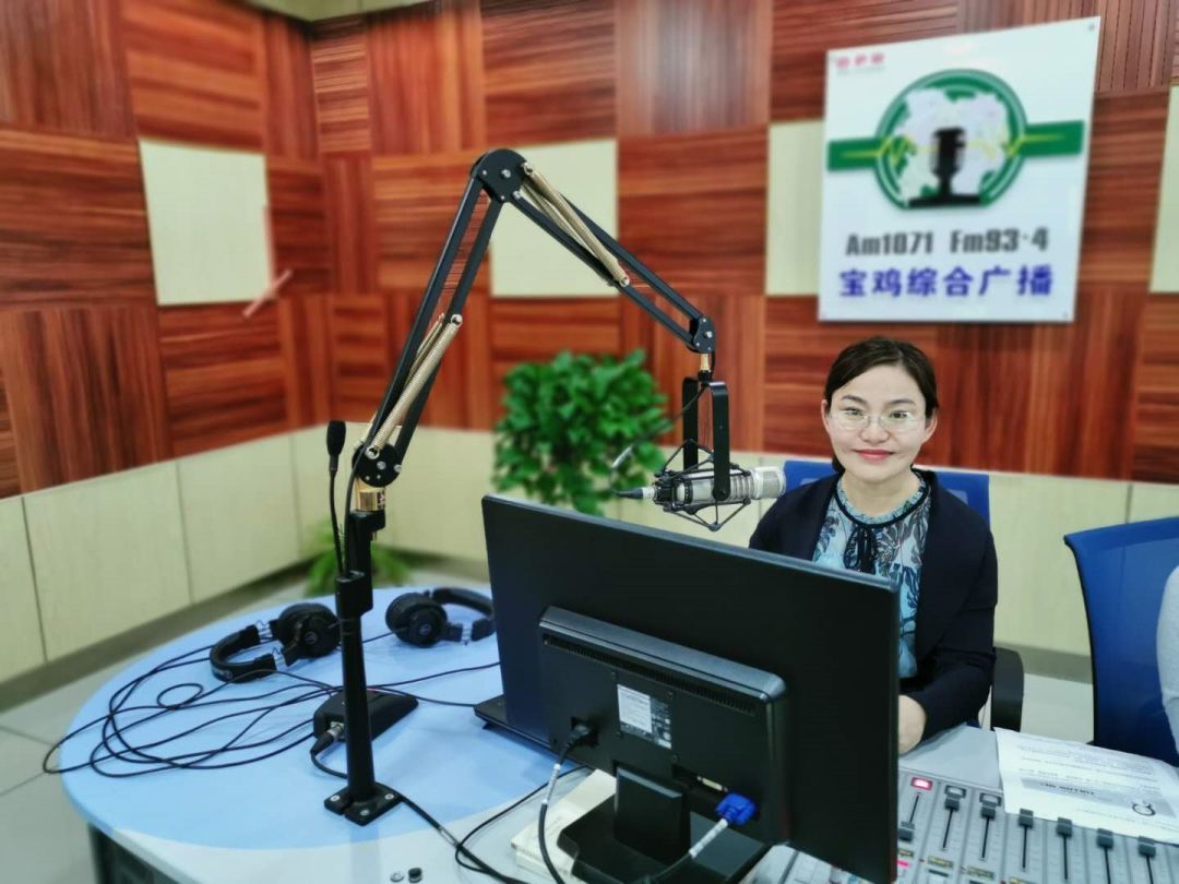 宝鸡市第三人民医院皮肤科何雪雁主任内分泌科主治医师师红67走进