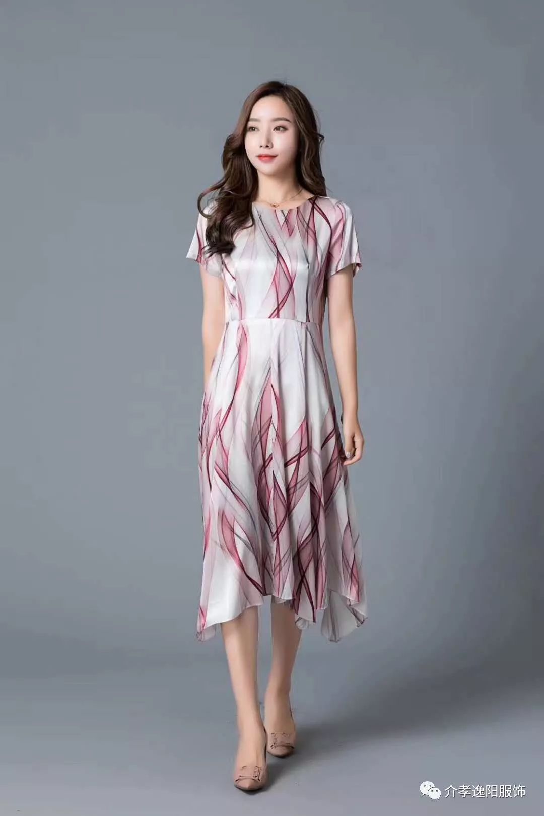 介孝逸阳逸阳真丝百变优雅不负仲夏
