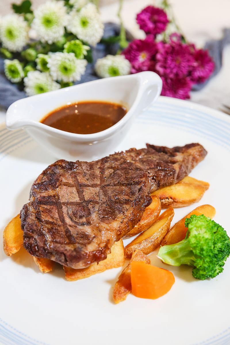 上马墩新开的德国餐厅,带妹子,有福利!_西餐