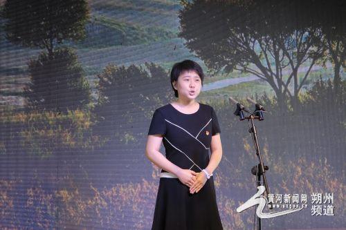 参赛选手局长孟福荣讲话主持人活动现场