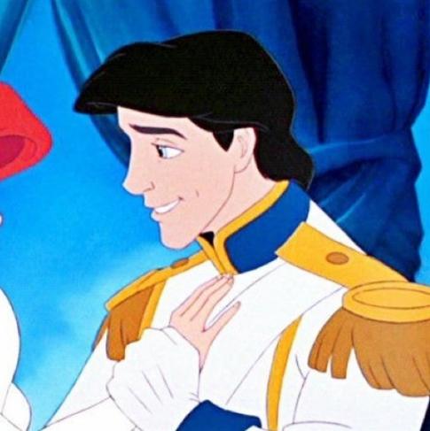 和迪士尼动画《小美人鱼》的亚力克王子的形象十分吻合