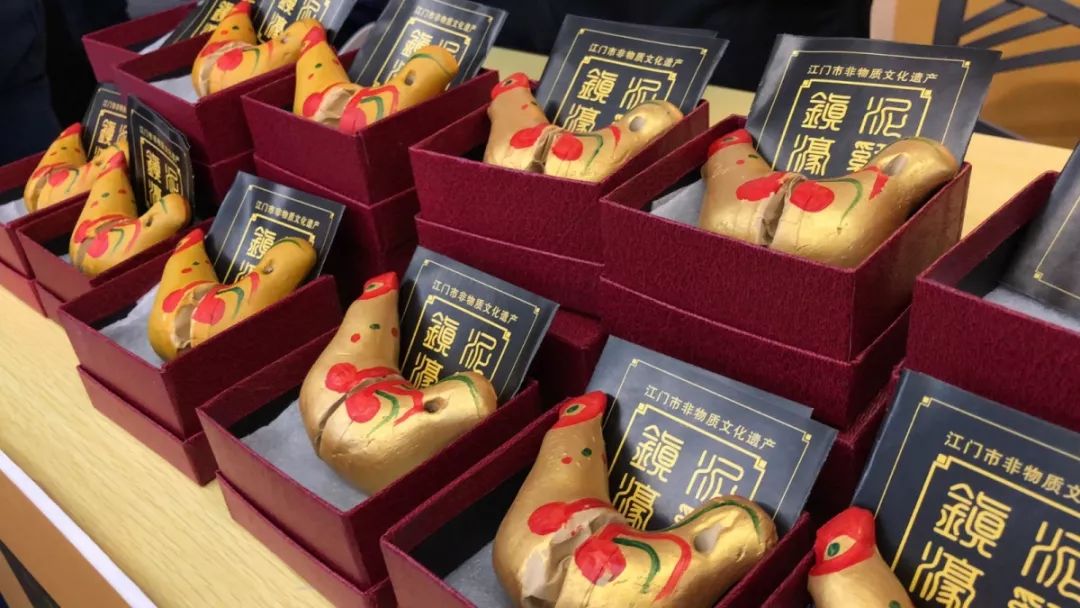 据了解,"澳门历史城区"和"开平碉楼与村落"是粤港澳大湾区两处世界