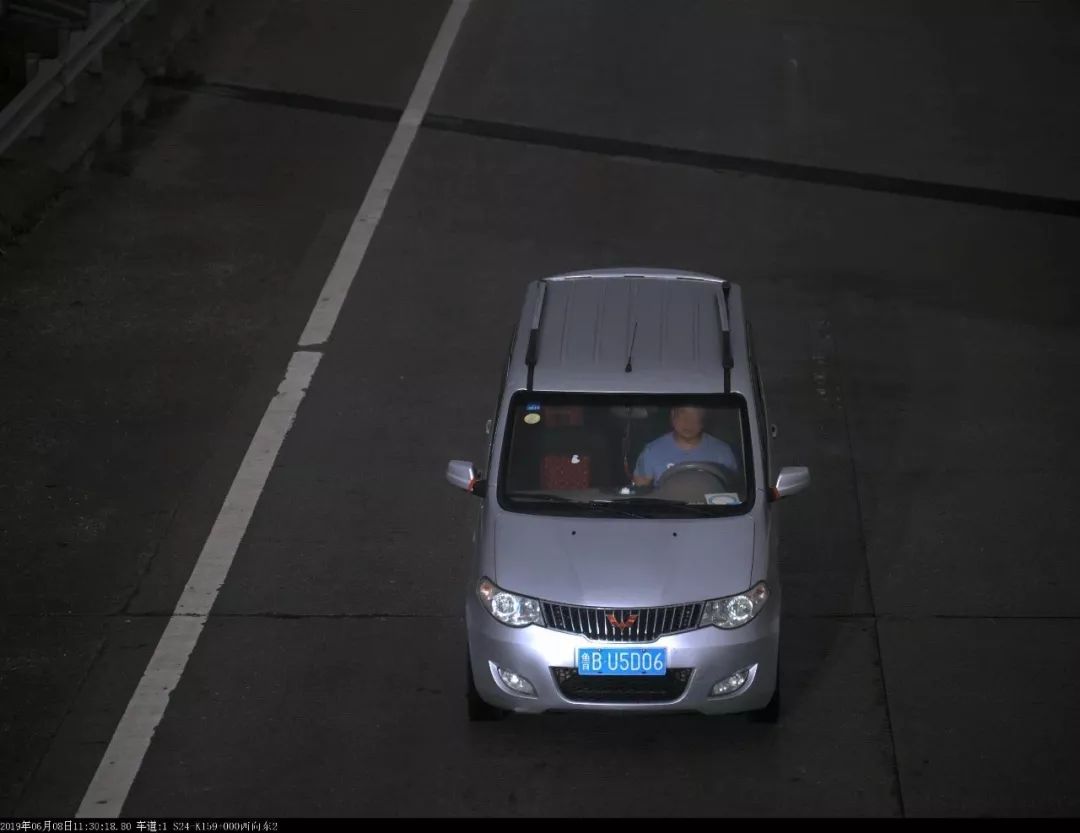 曝光鲁u66822鲁kx113w你们被抓拍啦