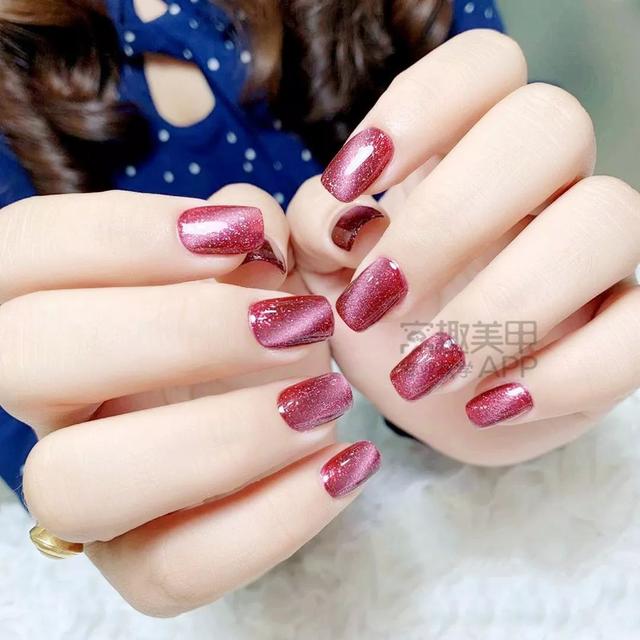 夏季猫眼甲,灵动又轻盈_美甲