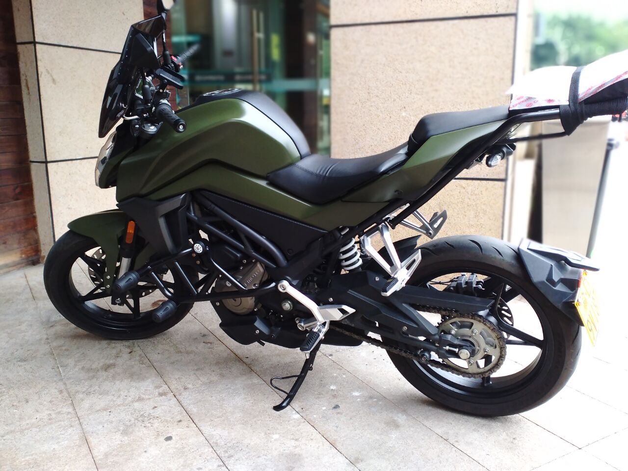 军绿色cf250摩托是否春风将进入中国军工领域