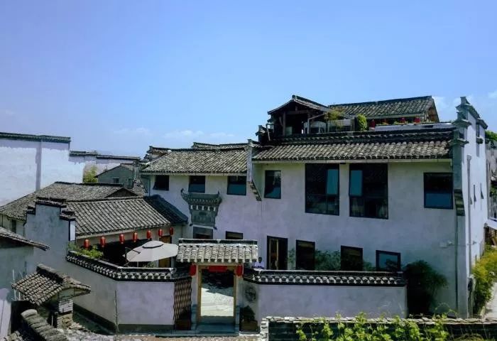 出售安徽黄山市黟县南屏村2个徽派民宿