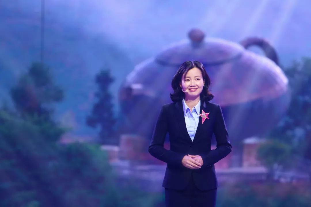 对症下药星光行动首期走进湖北宣恩杜江霍思燕助力脱贫攻坚