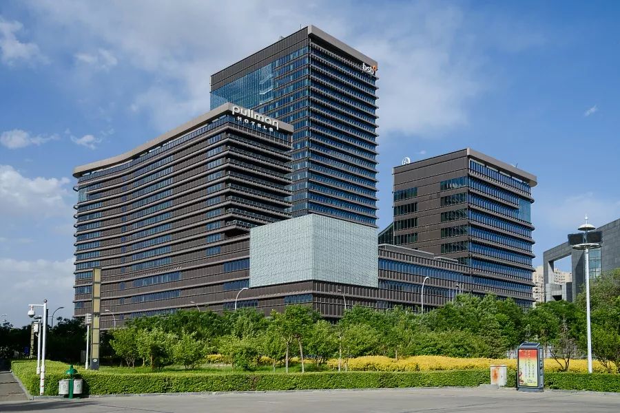 喜讯丨中天建设集团包商银行商务大厦工程项目荣获2018年度内蒙古自治