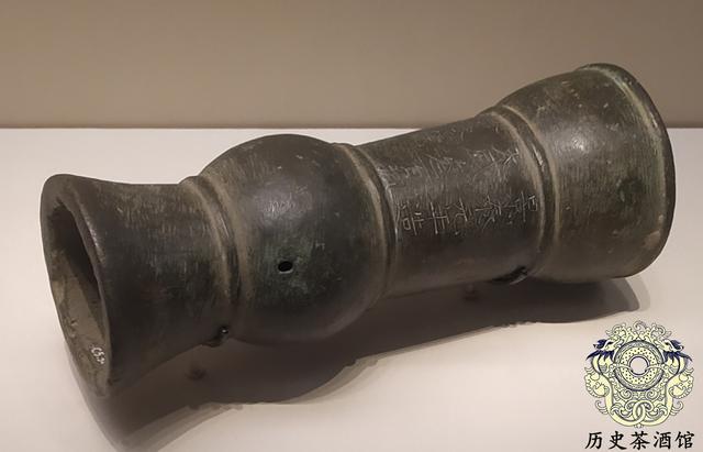 故宫明代文物实拍图二是万历皇后的凤冠图五是锦衣卫大印